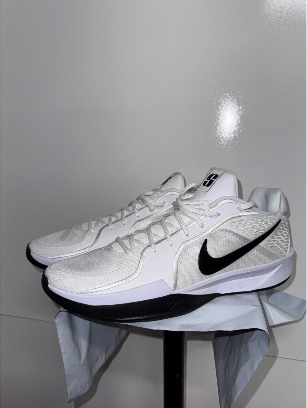 Nike Sabrina 2 TB White Black Mens 14 = Women’s Size 15.5 New Basketball Shoes